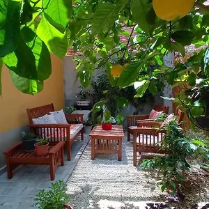 House Pensjonat Avola